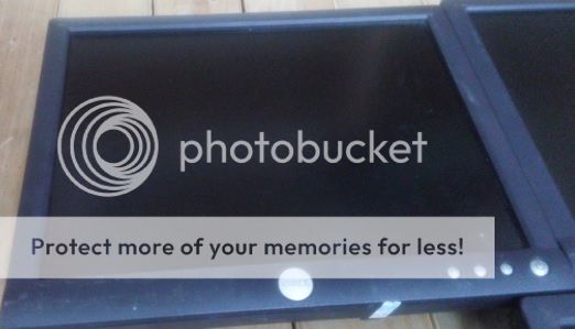 Thanh lý LCD - Dell 15 - 250K