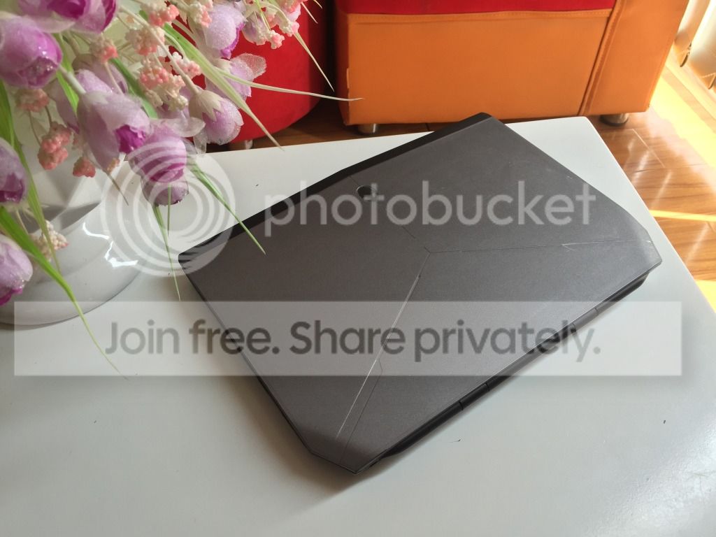 Dell Alienware 13 dòng máy gaming gọn nhẹ