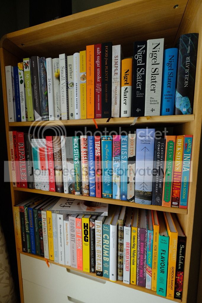 Bookshelf_zpsvw5wovc4.jpg